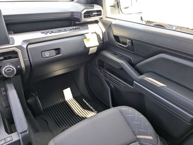 2026 Toyota Tacoma 2WD SR5