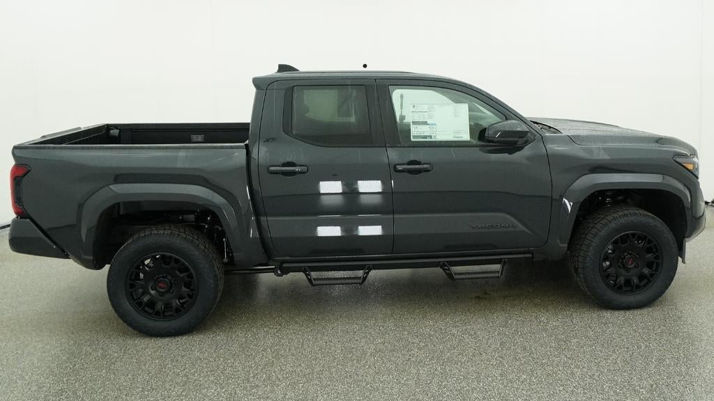 2026 Toyota Tacoma 4WD SR5