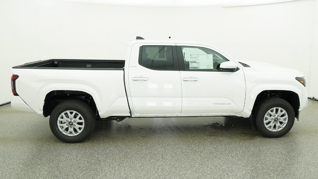 2026 Toyota Tacoma 4WD SR5