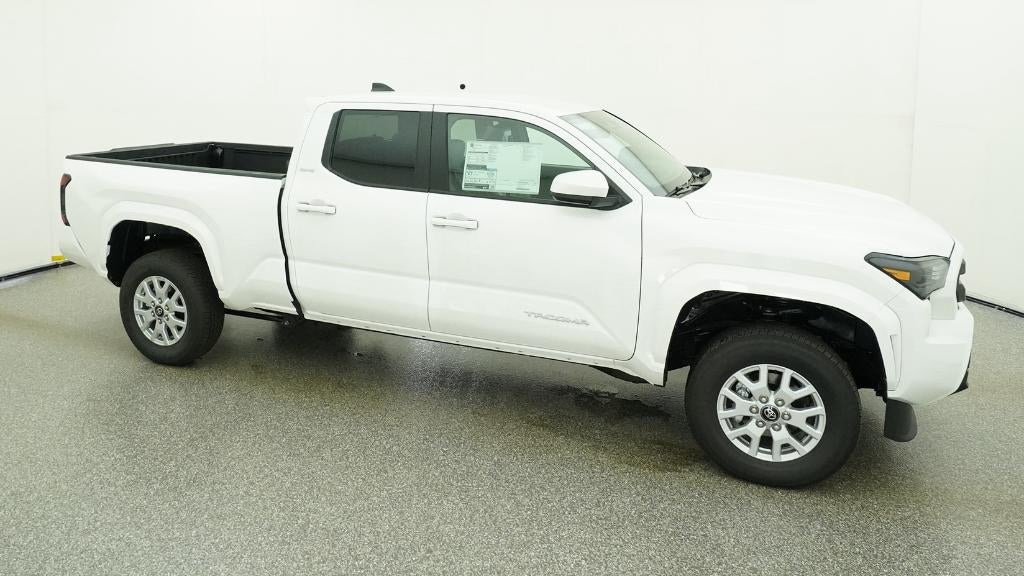 2026 Toyota Tacoma 4WD SR5