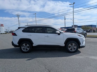 2025 Toyota RAV4 Hybrid XLE