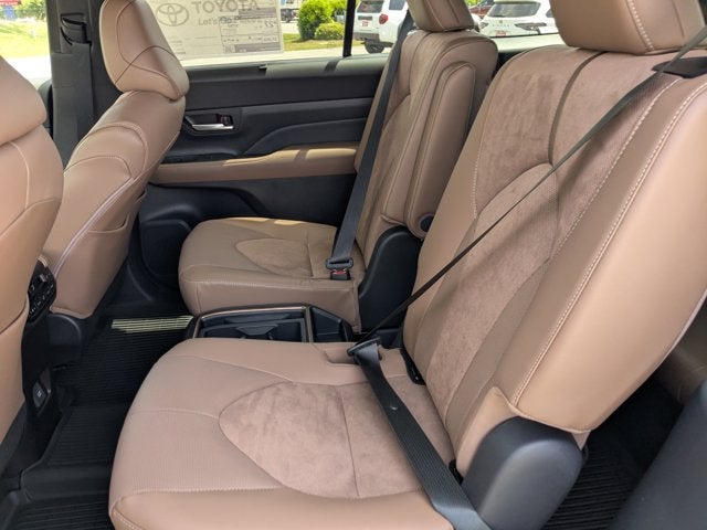 2026 Toyota Grand Highlander Hybrid MAX Platinum