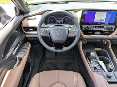 2026 Toyota Grand Highlander Hybrid MAX Platinum