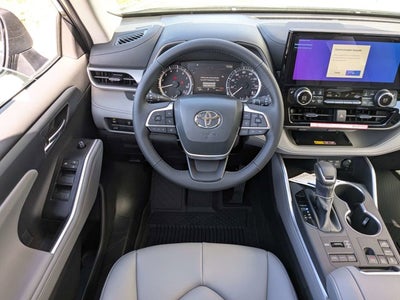 2026 Toyota Highlander XLE
