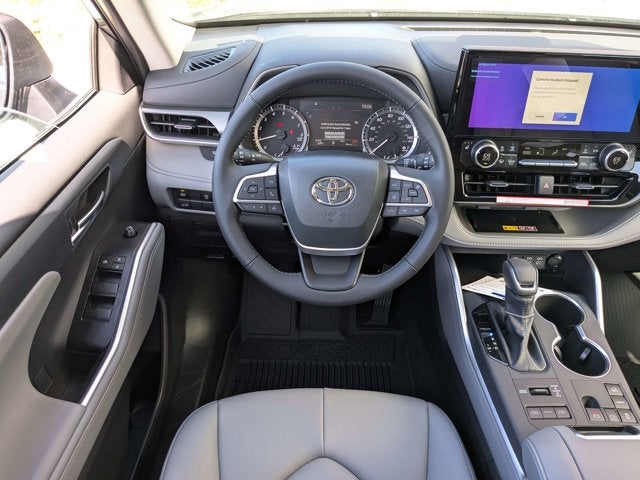 2026 Toyota Highlander XLE