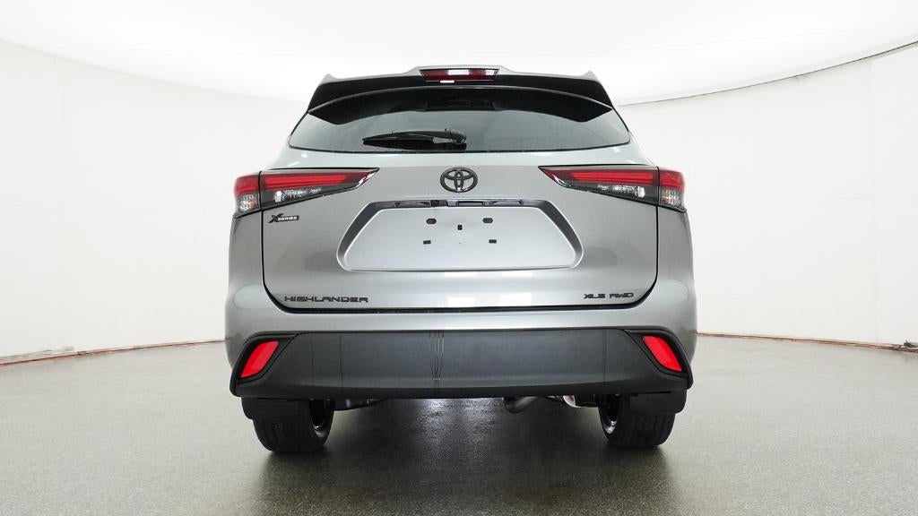 2026 Toyota Highlander XLE