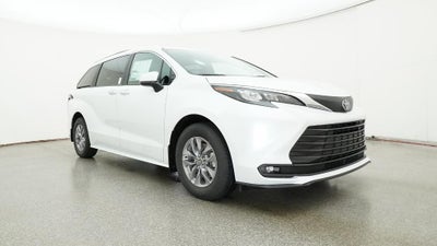 2026 Toyota Sienna XLE