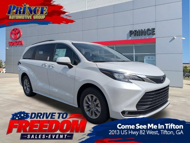 2026 Toyota Sienna XLE