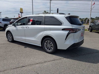 2026 Toyota Sienna XLE