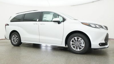 2026 Toyota Sienna XLE