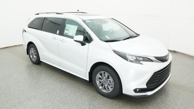 2026 Toyota Sienna XLE