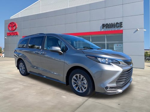 2026 Toyota Sienna XLE