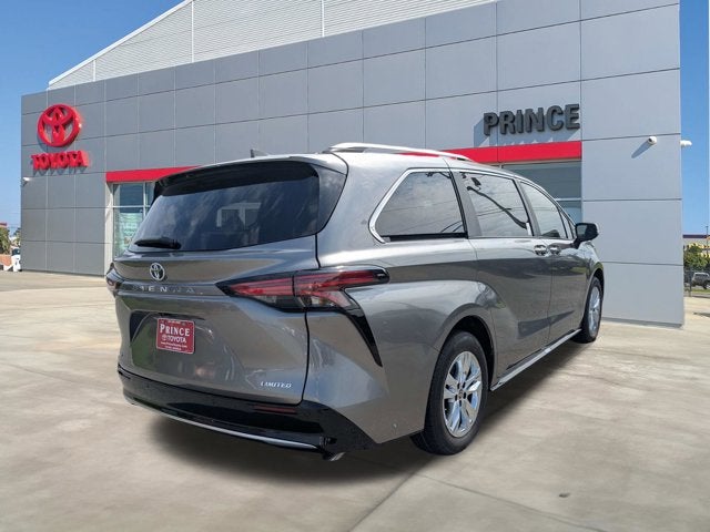2026 Toyota Sienna Limited