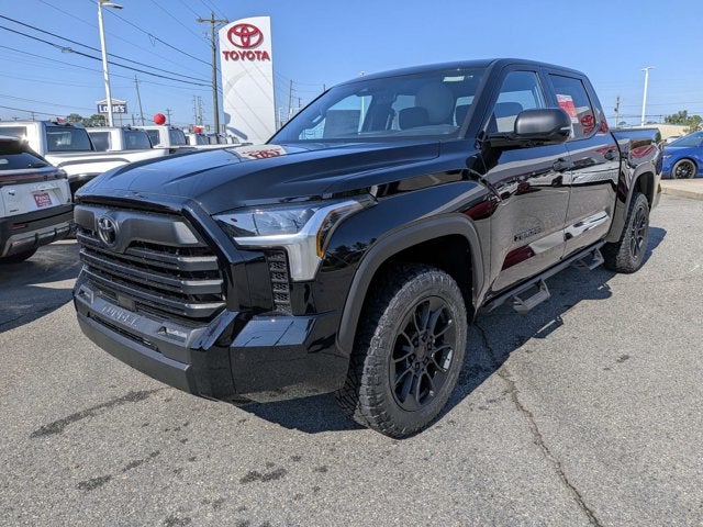 2026 Toyota Tundra 4WD SR5