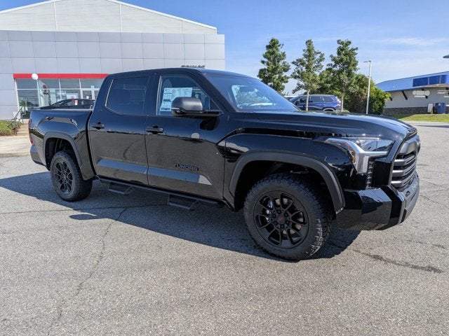 2026 Toyota Tundra 4WD SR5