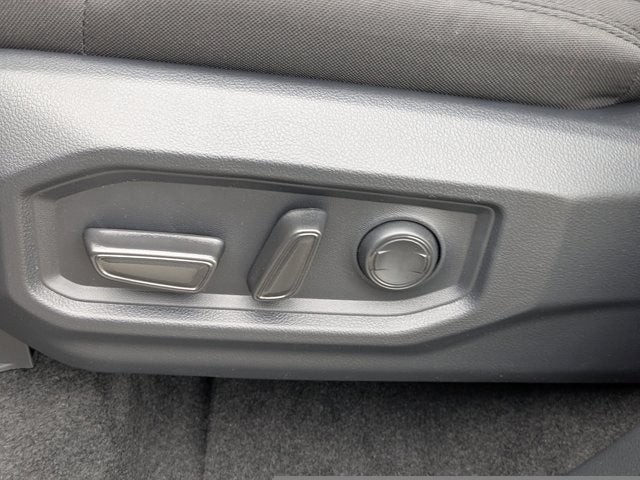 2026 Toyota Tundra 4WD SR5