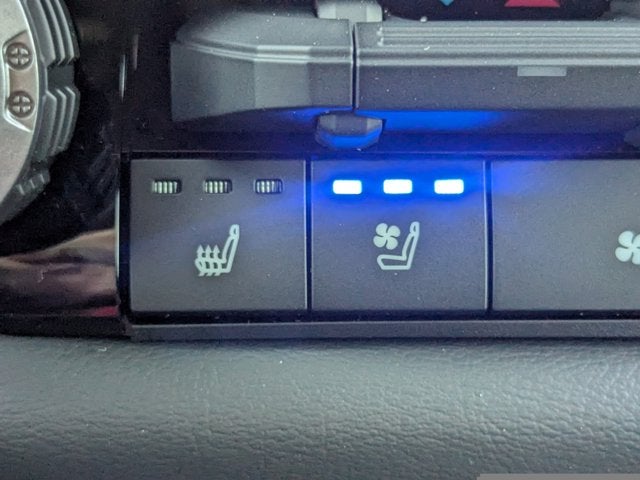 2025 Toyota Tundra 4WD Platinum