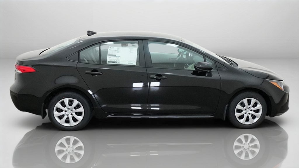 2027 Toyota Corolla LE