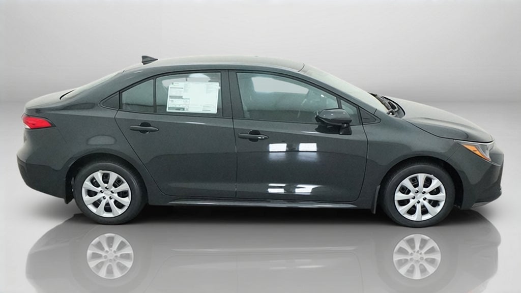 2027 Toyota Corolla LE