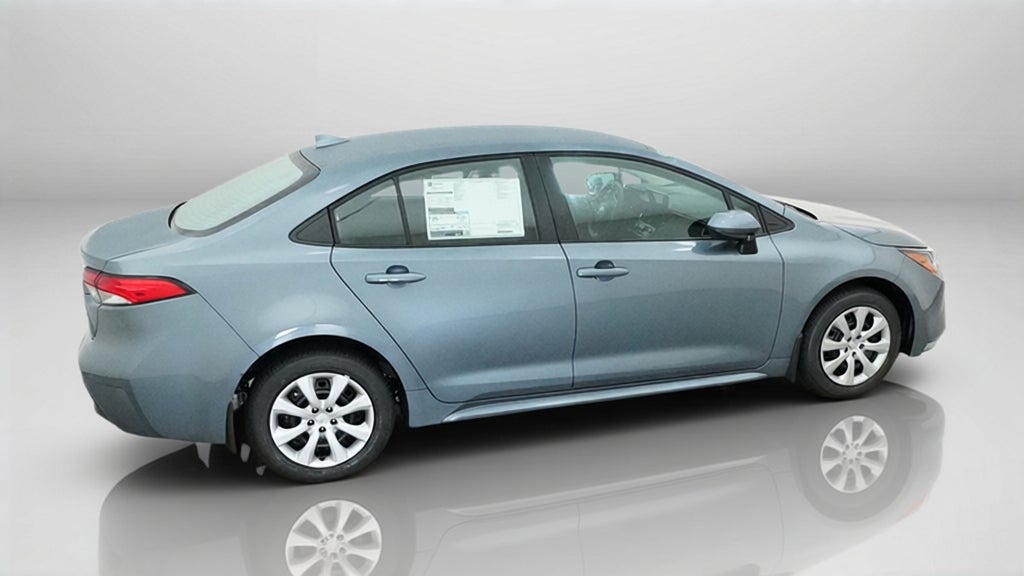 2027 Toyota Corolla LE