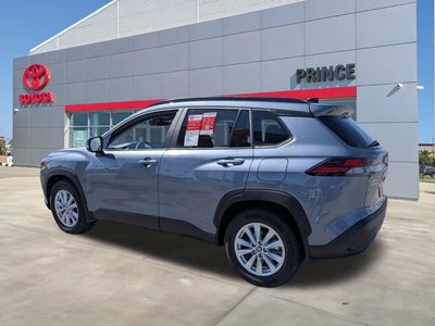 2026 Toyota Corolla Cross LE