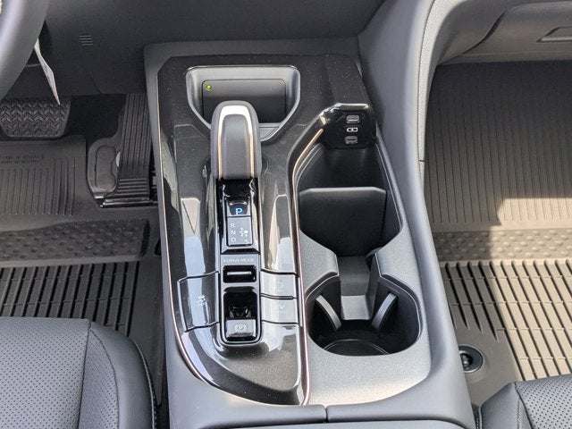 2026 Toyota Crown Signia Limited