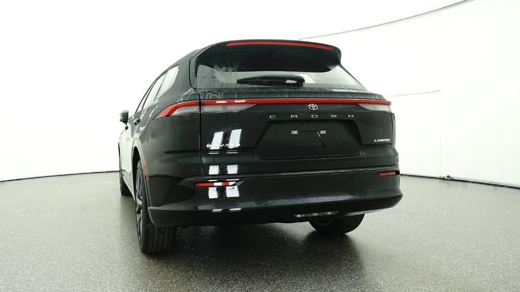 2026 Toyota Crown Signia Limited