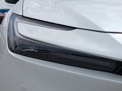 2025 Toyota Prius XLE