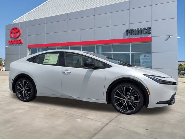 2025 Toyota Prius XLE