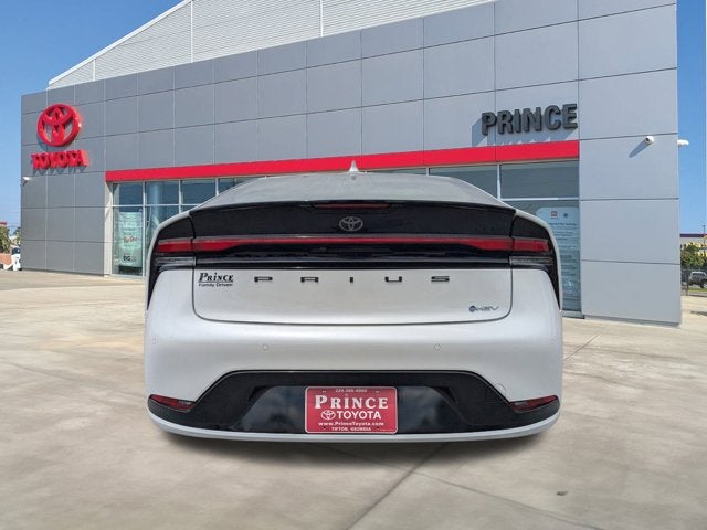 2025 Toyota Prius XLE