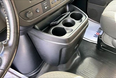 2022 GMC Savana Passenger 3500 LS