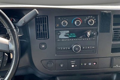 2022 GMC Savana Passenger 3500 LS