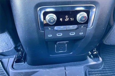 2024 GMC Yukon XL Denali Ultimate