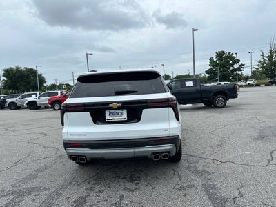 2024 Chevrolet Traverse LT