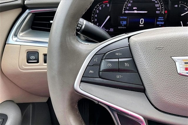 2017 Cadillac XT5 Luxury FWD