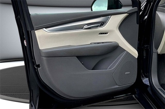 2017 Cadillac XT5 Luxury FWD