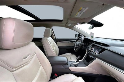 2017 Cadillac XT5 Luxury FWD