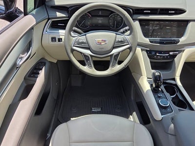2021 Cadillac XT5 FWD Premium Luxury