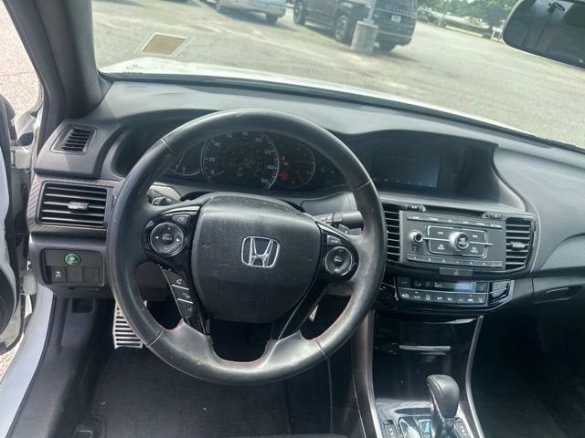 2017 Honda Accord Sedan Sport SE