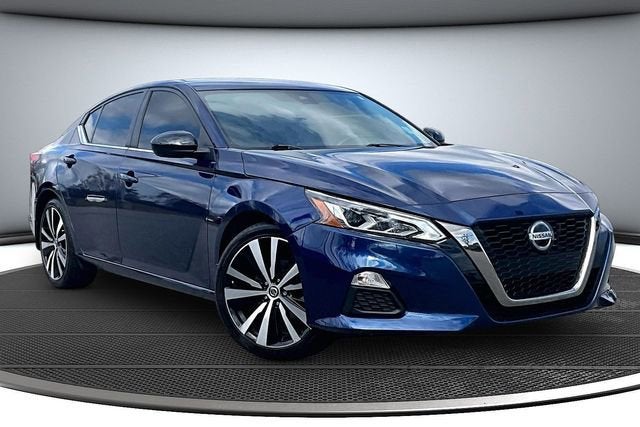 2022 Nissan Altima 2.5 SR