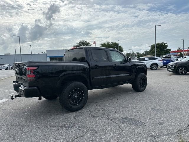 2023 Nissan Frontier SV