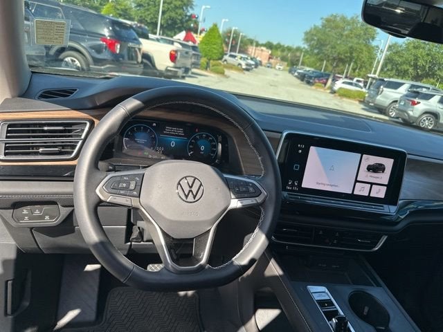 2024 Volkswagen Atlas 2.0T SE