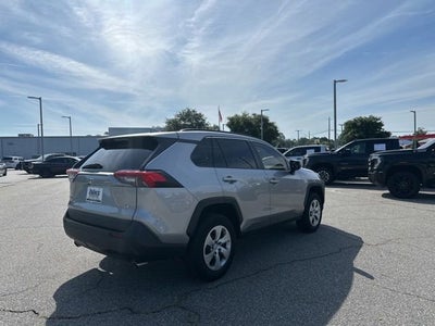 2021 Toyota RAV4 LE