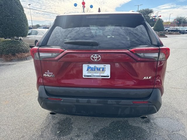 2022 Toyota RAV4 XLE