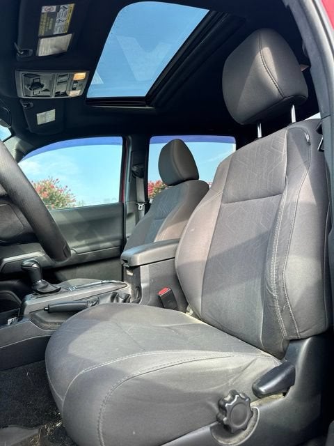 2017 Toyota Tacoma SR5