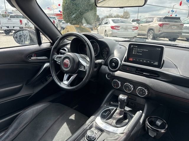 2020 FIAT 124 Spider Urbana Edition