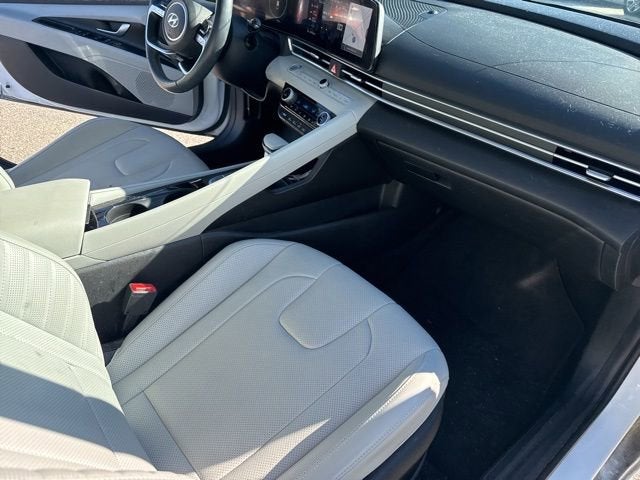 2023 Hyundai Elantra Hybrid Limited