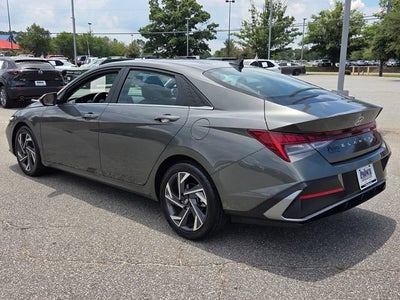 2025 Hyundai Elantra SEL Convenience