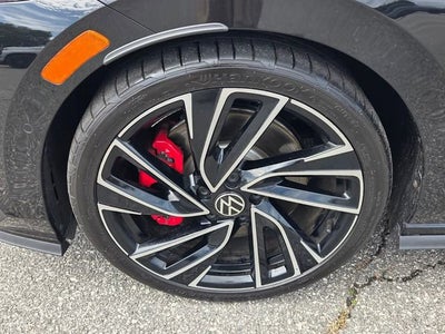 2024 Volkswagen Golf GTI Autobahn
