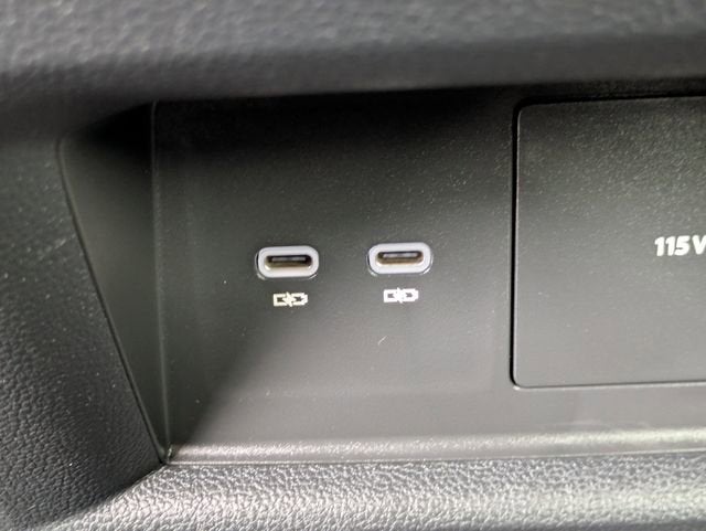 2022 Volkswagen Atlas 3.6L V6 SEL Premium R-Line